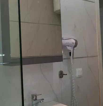 D&b 3 公寓 Paralía