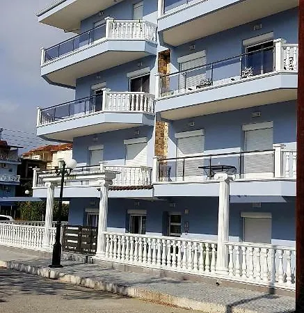 D&b 3 公寓 Paralía